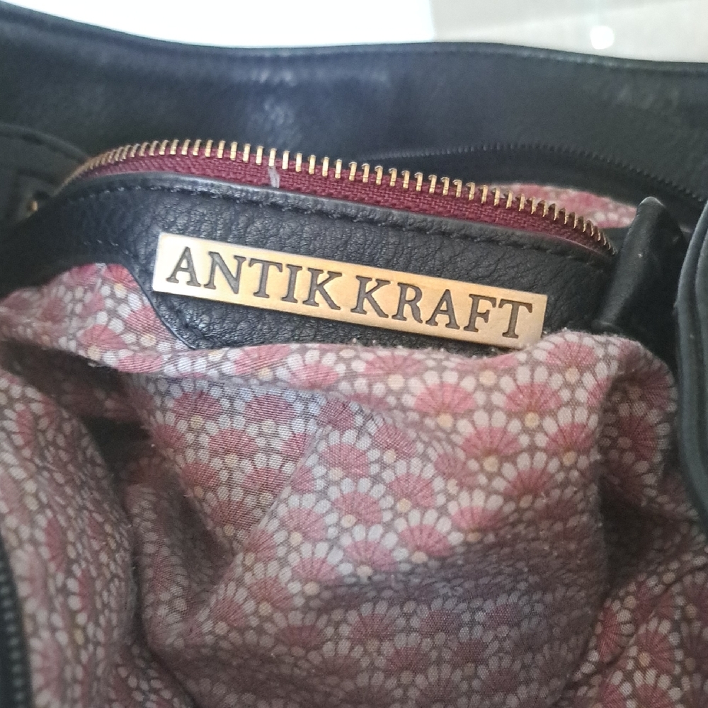 Antik Kraft Black and Pink Women's Bag